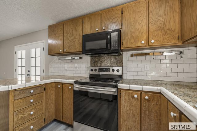 556 E 13th Street, Idaho Falls, ID 83404