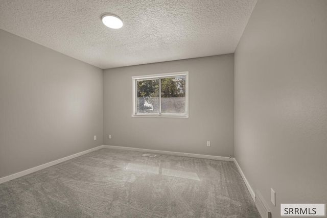 556 E 13th Street, Idaho Falls, ID 83404