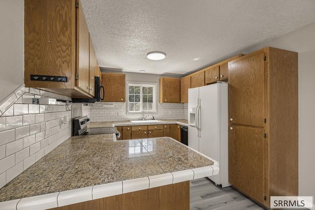 556 E 13th Street, Idaho Falls, ID 83404