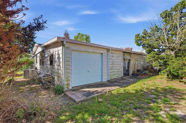 1537 DORAL CIRCLE, Lady Lake, FL 32159