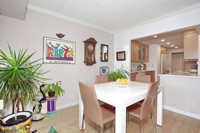 521 Piermont Ave 403A, River Vale Twp., NJ 07675