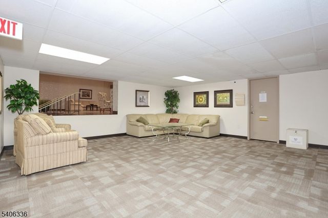 521 Piermont Ave 403A, River Vale Twp., NJ 07675