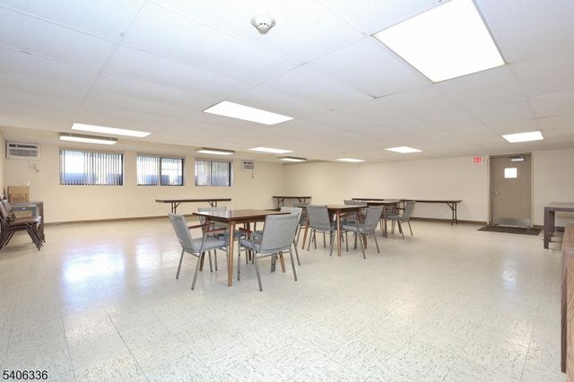 521 Piermont Ave 403A, River Vale Twp., NJ 07675