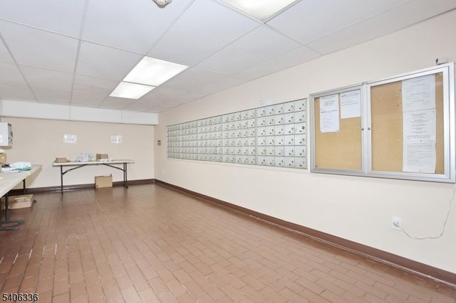 521 Piermont Ave 403A, River Vale Twp., NJ 07675