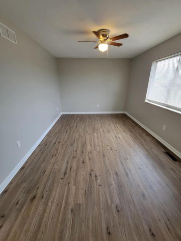 1070 Oakgrove Court, 2, Independence, KY 41051