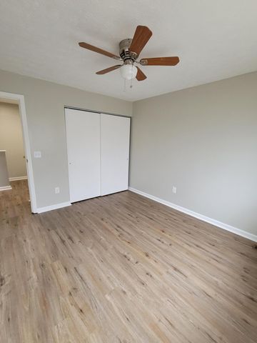 1070 Oakgrove Court, 2, Independence, KY 41051