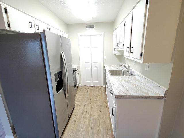 1070 Oakgrove Court, 2, Independence, KY 41051