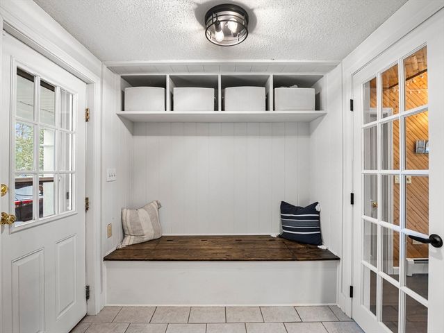 77 Stetson St, Haverhill, MA 01835