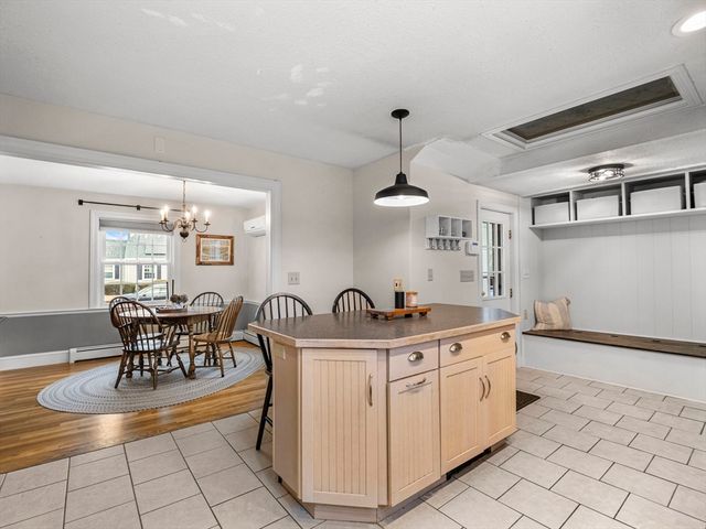 77 Stetson St, Haverhill, MA 01835