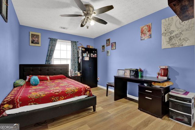 230 Oak Vista Court, Lawrenceville, GA 30044