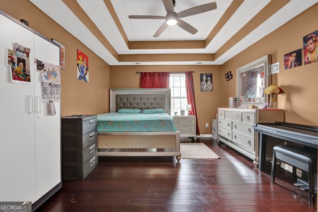 230 Oak Vista Court, Lawrenceville, GA 30044