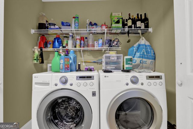 230 Oak Vista Court, Lawrenceville, GA 30044