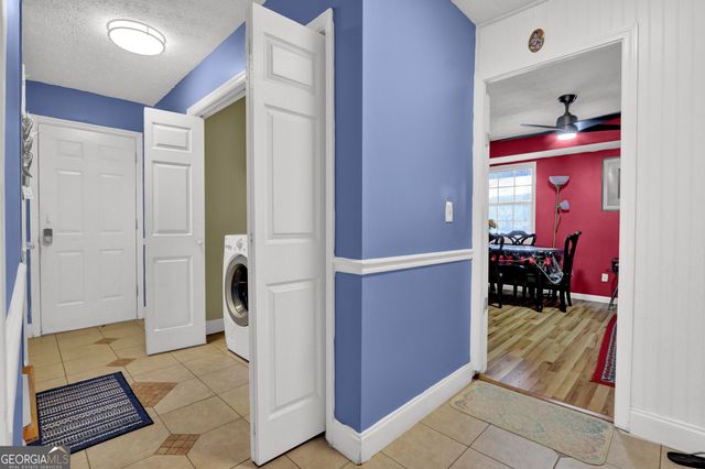 230 Oak Vista Court, Lawrenceville, GA 30044