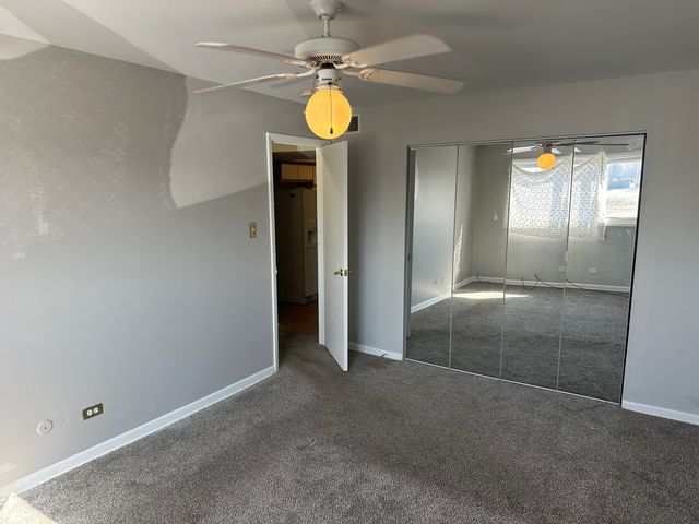 520 N Roberts Drive 1C, Glenwood, IL 60425