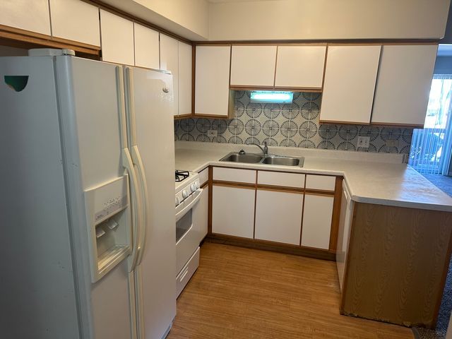 520 N Roberts Drive 1C, Glenwood, IL 60425