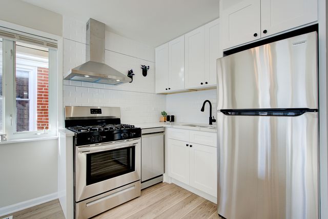 7519 W Argyle Street, Harwood Heights, IL 60706