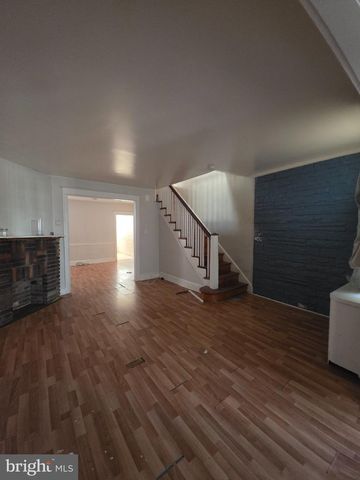 1992 ELSTON ST, Philadelphia, PA 19138