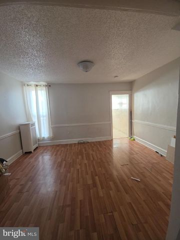 1992 ELSTON ST, Philadelphia, PA 19138
