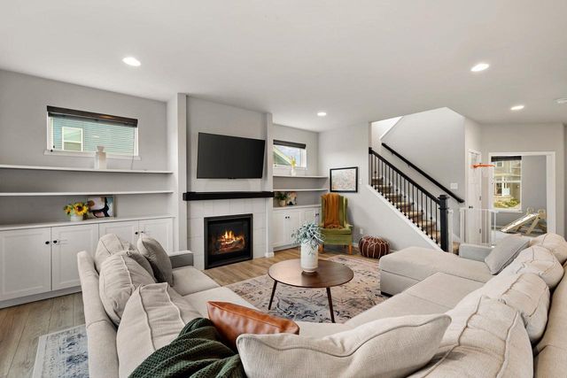327 Galileo Drive, Madison, WI 53718