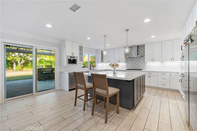 1312 Dubonnet Court, Oak Park, CA 91377