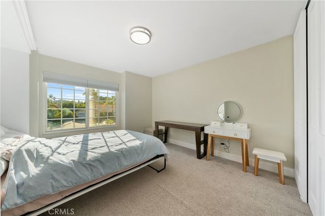 1312 Dubonnet Court, Oak Park, CA 91377