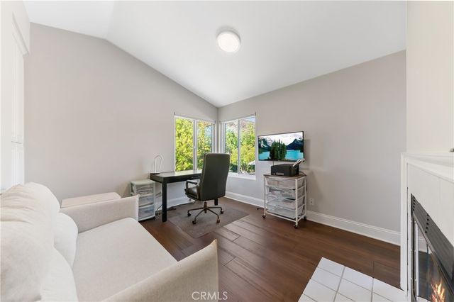 1312 Dubonnet Court, Oak Park, CA 91377