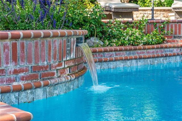 1312 Dubonnet Court, Oak Park, CA 91377