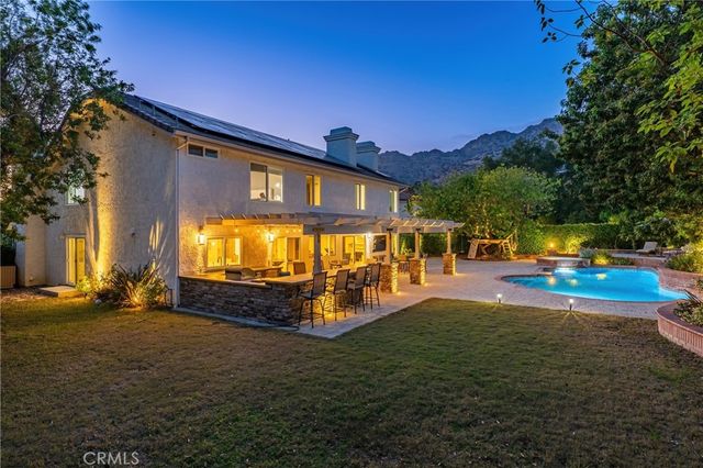 1312 Dubonnet Court, Oak Park, CA 91377