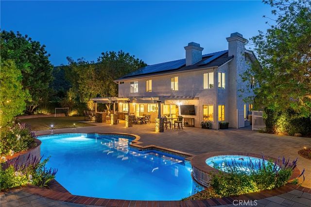 1312 Dubonnet Court, Oak Park, CA 91377