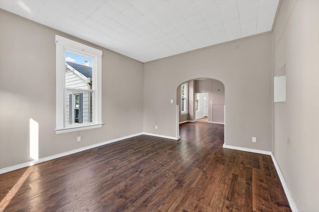 621 W Watkins Street, Covington, KY 41011