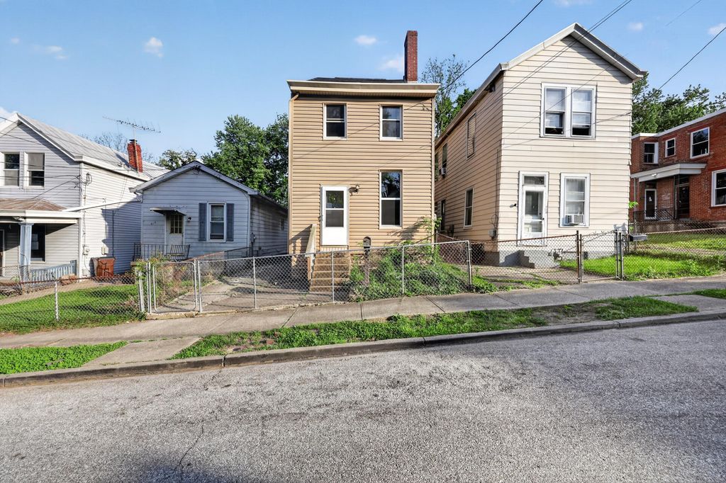621 W Watkins Street, Covington, KY 41011