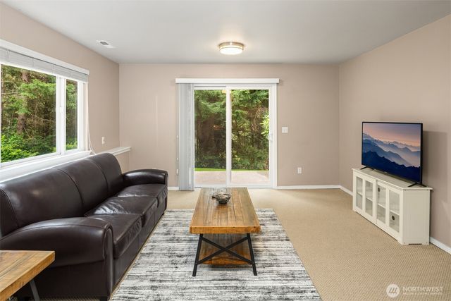 1581 SE Dews Lane, Port Orchard, WA 98367