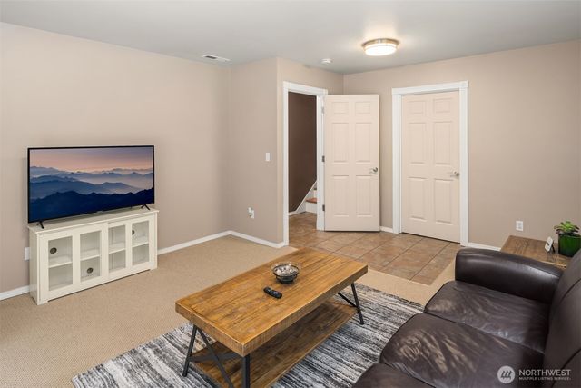 1581 SE Dews Lane, Port Orchard, WA 98367