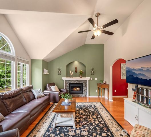 1581 SE Dews Lane, Port Orchard, WA 98367
