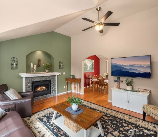 1581 SE Dews Lane, Port Orchard, WA 98367