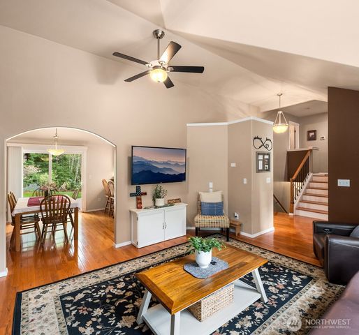 1581 SE Dews Lane, Port Orchard, WA 98367