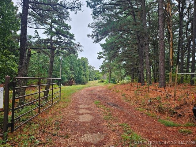 13037 E 590 Road, Locust Grove, OK 74352