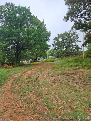 13037 E 590 Road, Locust Grove, OK 74352