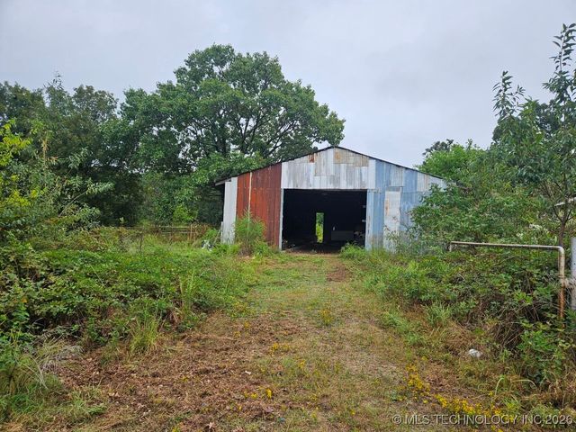 13037 E 590 Road, Locust Grove, OK 74352