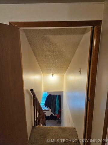 13037 E 590 Road, Locust Grove, OK 74352