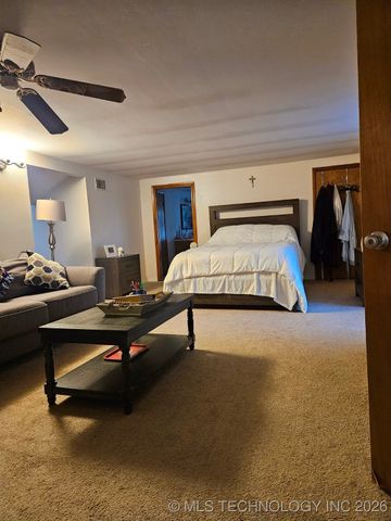 13037 E 590 Road, Locust Grove, OK 74352