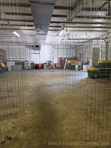 13037 E 590 Road, Locust Grove, OK 74352