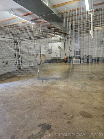 13037 E 590 Road, Locust Grove, OK 74352