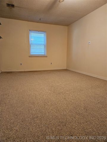 13037 E 590 Road, Locust Grove, OK 74352