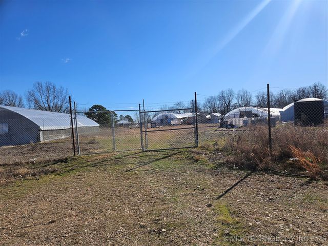 13037 E 590 Road, Locust Grove, OK 74352