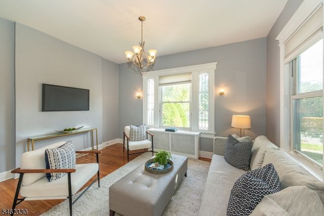 65 Osborne St, Glen Ridge Boro Twp., NJ 07028