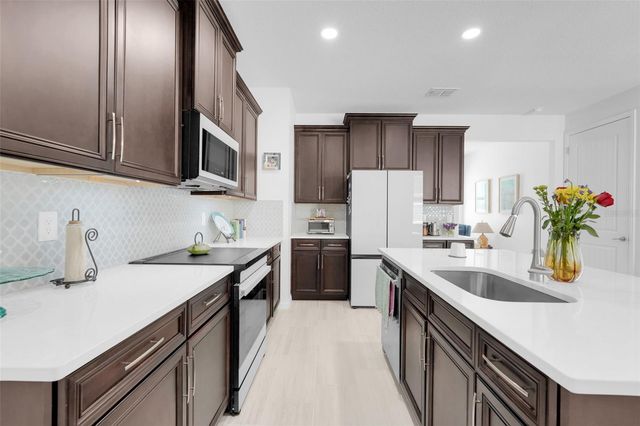 17421 BLAZING STAR CIRCLE, Clermont, FL 34714