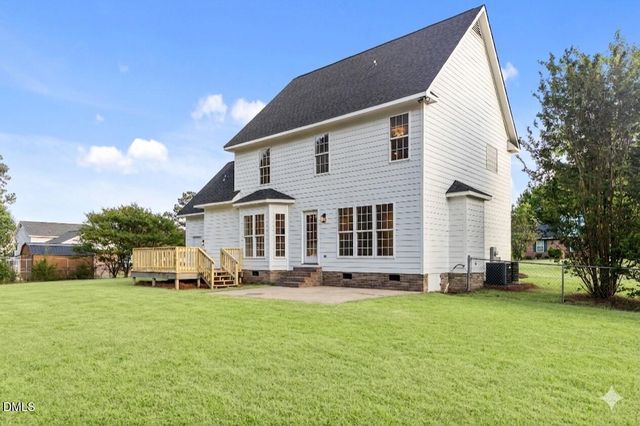 115 Stacy Lane, Raeford, NC 28376