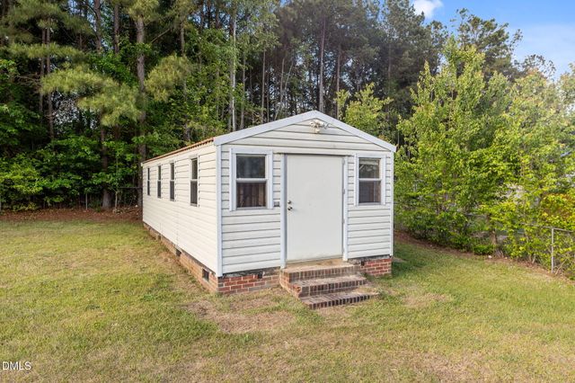 115 Stacy Lane, Raeford, NC 28376