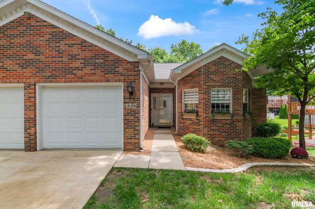 2120 Timbercrest Court, Springfield, IL 62702